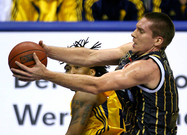 这一胜利不 这一胜利不