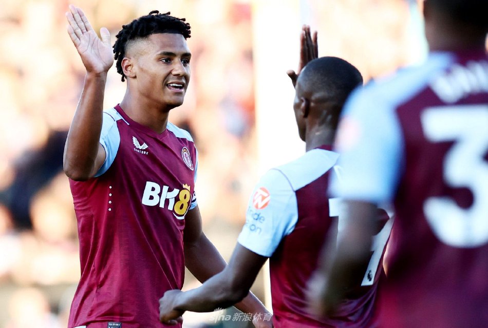 转会背后的 转会背后的